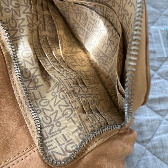 Ellington leather cross body bag - Picture 5 of 6